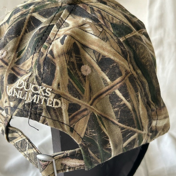 NWT Duct Unlimited cap 
By Outdoor Cap Mossy Oak - Picture 2 of 8